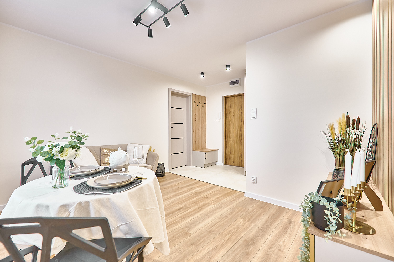 Zgliczyńskiego 10 - rezerwacja