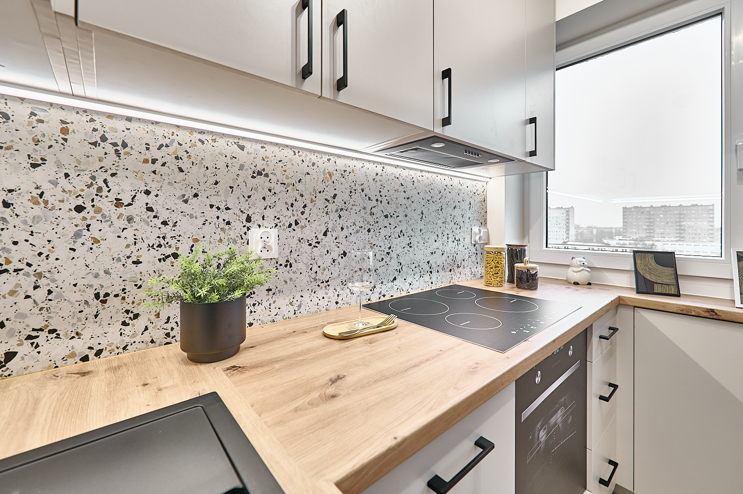 Zgliczyńskiego 10 - rezerwacja