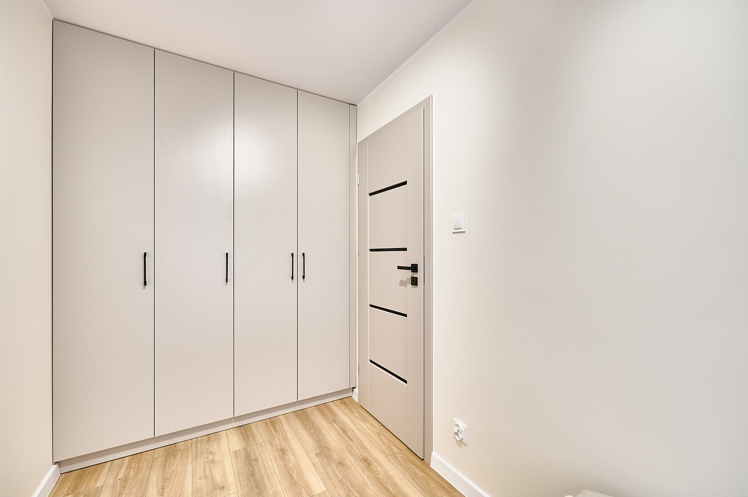 Zgliczyńskiego 10 - rezerwacja